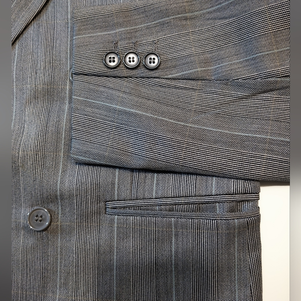 Jacket - Picture 4 of 9
